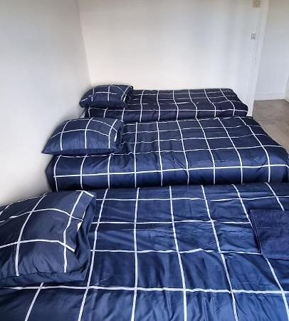 Guibert 19 F2 Bis 2 Chbres 6 Personnes Max Wifi Sweet Home Caudebec-les-Elbeuf Экстерьер фото